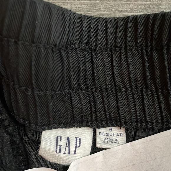 GAP, Jogger, Size 6 Regular, Elastic Waist, Pockets, Black, 100% tencel - Picture 2 of 5